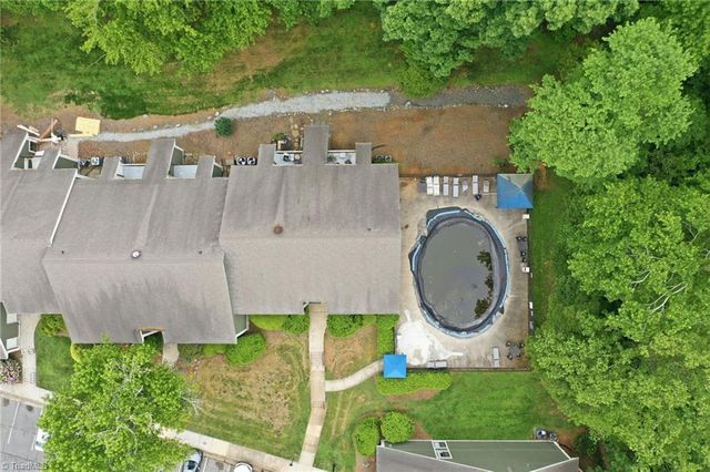 1514 Benjamin Parkway A, Greensboro, NC 27408