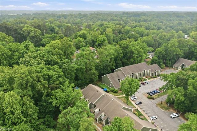 1514 Benjamin Parkway A, Greensboro, NC 27408
