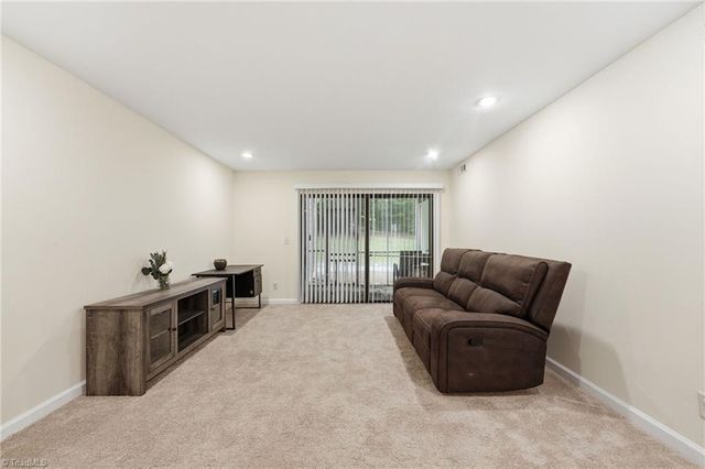 1514 Benjamin Parkway A, Greensboro, NC 27408
