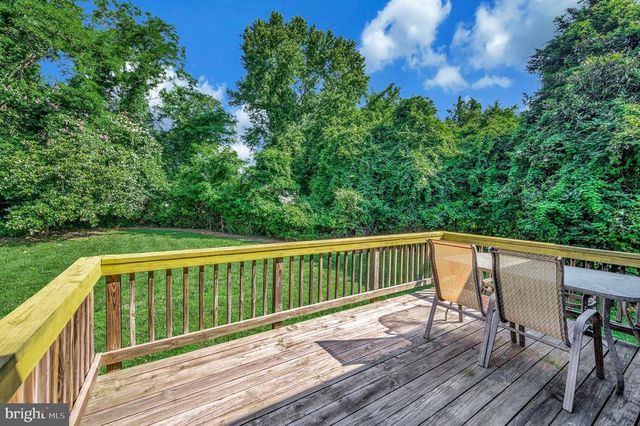 1406 LAKEVIEW PKWY, Locust Grove, VA 22508