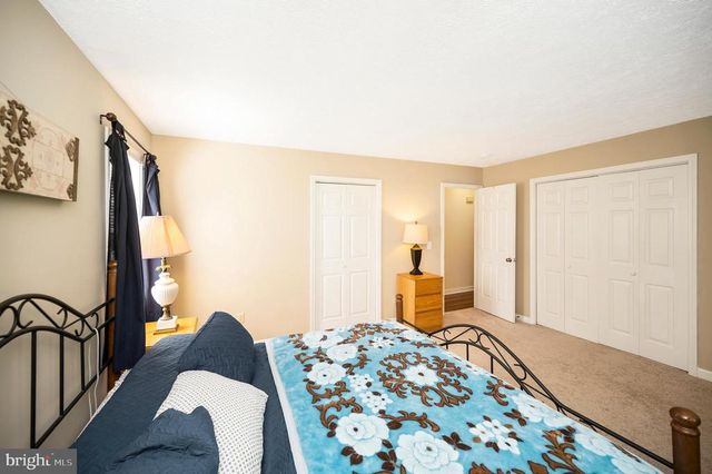 1406 LAKEVIEW PKWY, Locust Grove, VA 22508