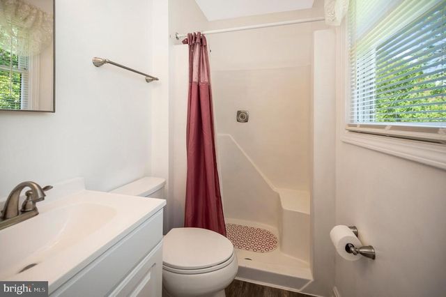 1406 LAKEVIEW PKWY, Locust Grove, VA 22508