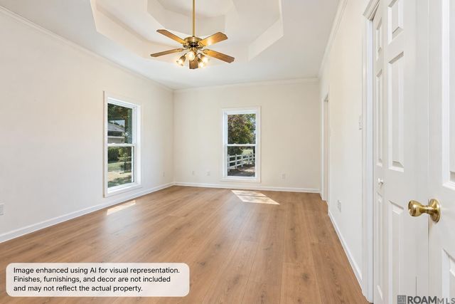 9175 Edna Ln, Gonzales, LA 70737