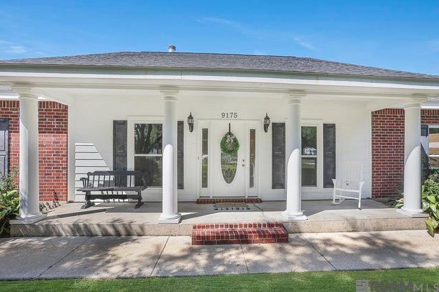 9175 Edna Ln, Gonzales, LA 70737