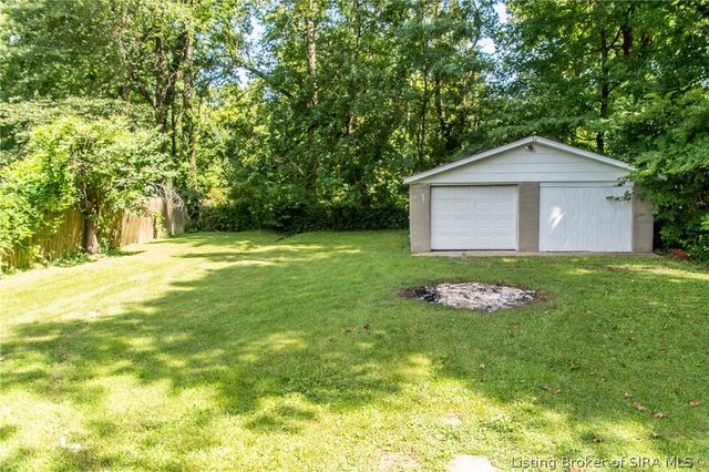 1828 Scott Road, New Albany, IN 47150