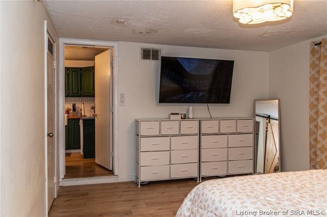 1828 Scott Road, New Albany, IN 47150