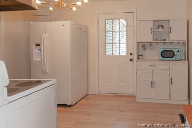 1828 Scott Road, New Albany, IN 47150
