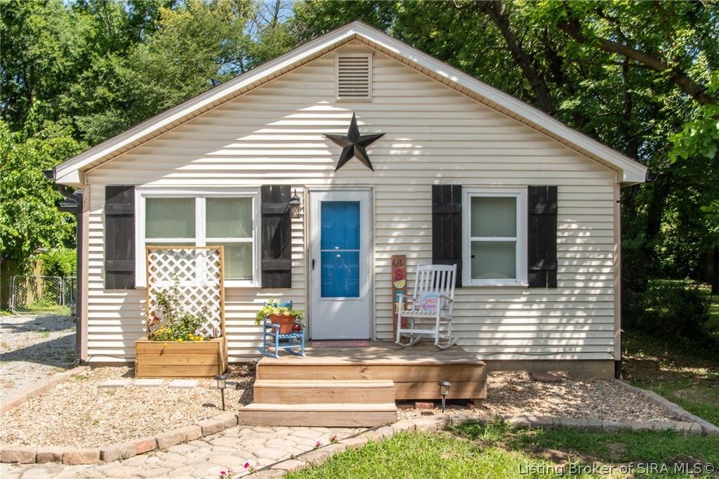 1828 Scott Road, New Albany, IN 47150