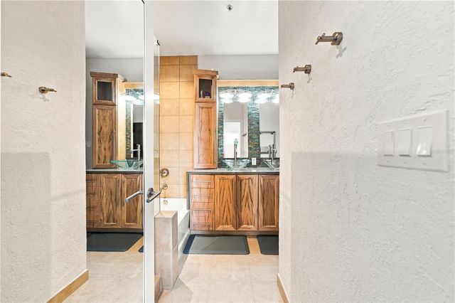 400 4TH AVENUE S 508, St Petersburg, FL 33701