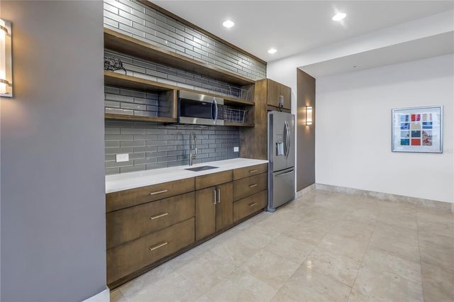 400 4TH AVENUE S 508, St Petersburg, FL 33701