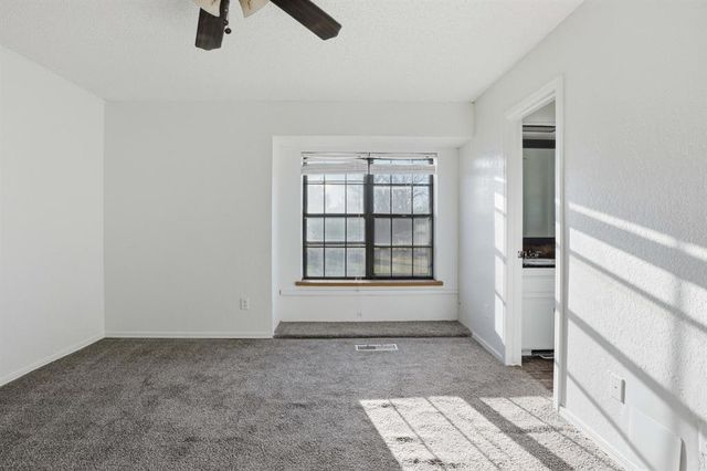 895 Quail Creek Drive, Blanchard, OK 73010