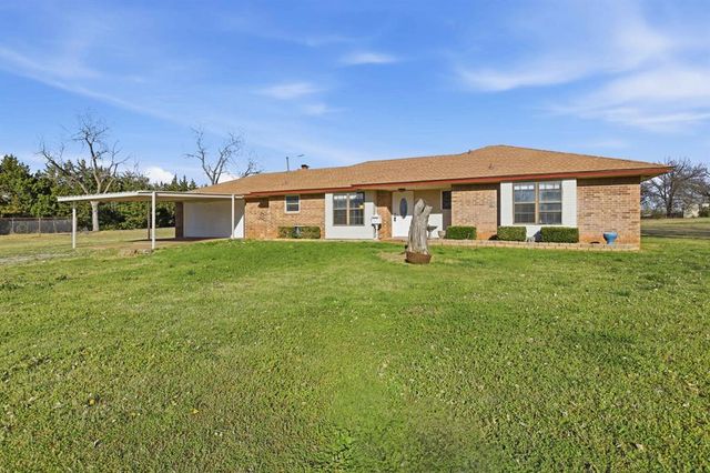 895 Quail Creek Drive, Blanchard, OK 73010