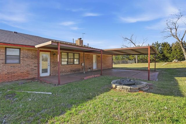 895 Quail Creek Drive, Blanchard, OK 73010