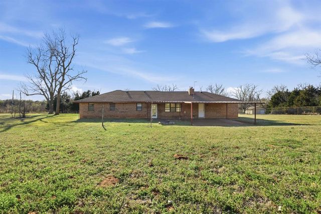 895 Quail Creek Drive, Blanchard, OK 73010