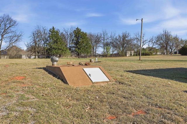 895 Quail Creek Drive, Blanchard, OK 73010