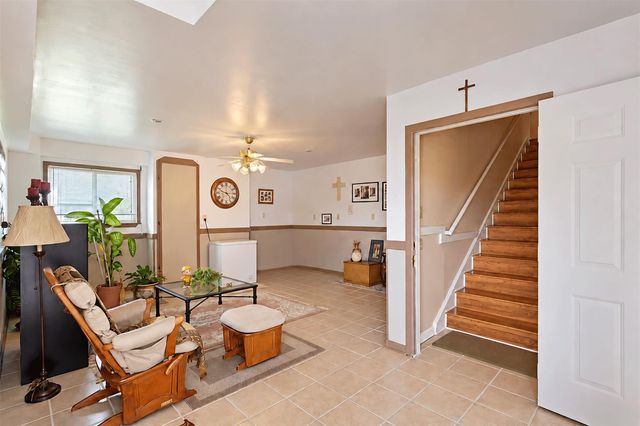 7 S Skimmer Street, La Marque, TX 77568