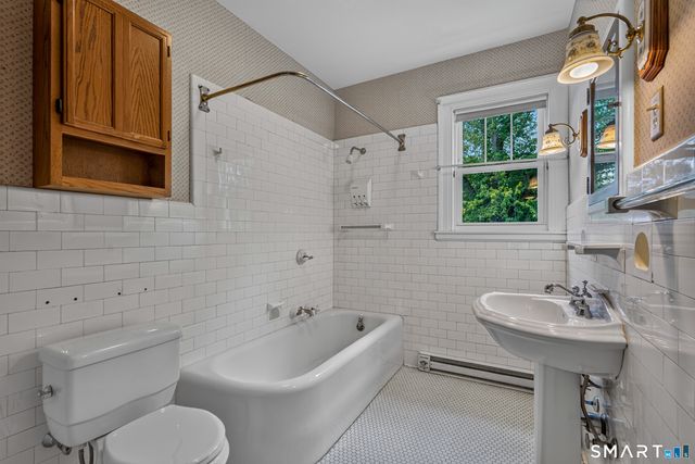 9 Tolland Stage Road, Tolland, CT 06084