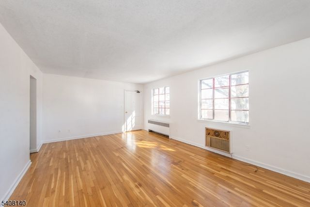 77 Troy Dr 77B, Springfield Twp., NJ 07081