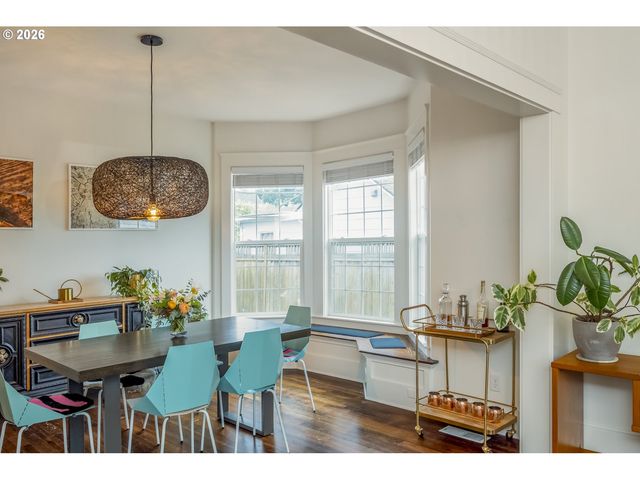 2912 N FARRAGUT St, Portland, OR 97217