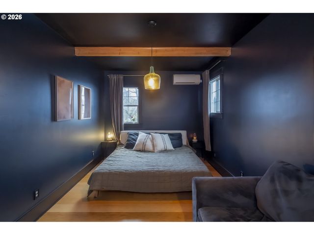 2912 N FARRAGUT St, Portland, OR 97217