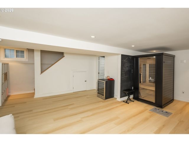 2912 N FARRAGUT St, Portland, OR 97217