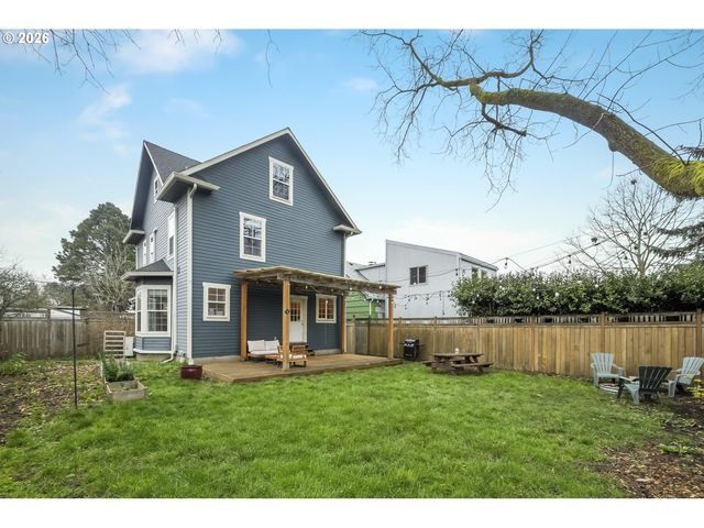 2912 N FARRAGUT St, Portland, OR 97217