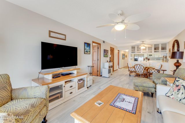 2222 Ocean Shore Blvd Apt 305B, Ormond Beach, FL 32176