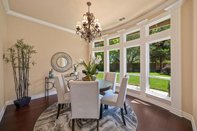 9097 Sunset Ave, Fair Oaks, CA 95628