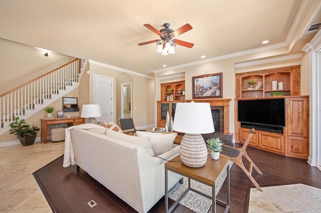 9097 Sunset Ave, Fair Oaks, CA 95628