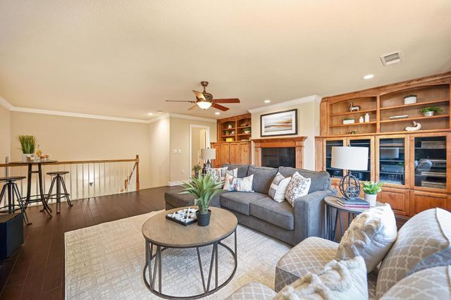 9097 Sunset Ave, Fair Oaks, CA 95628