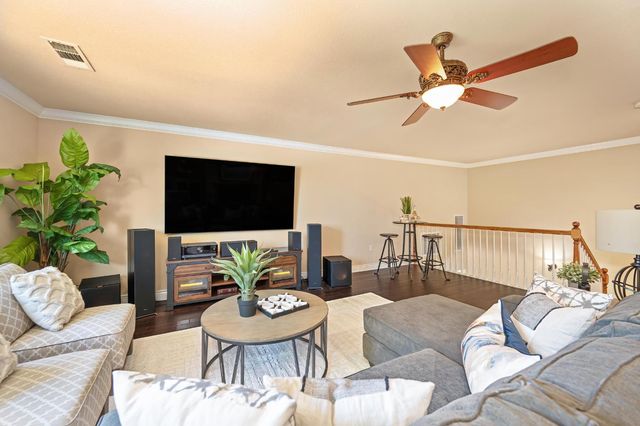 9097 Sunset Ave, Fair Oaks, CA 95628