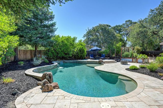 9097 Sunset Ave, Fair Oaks, CA 95628