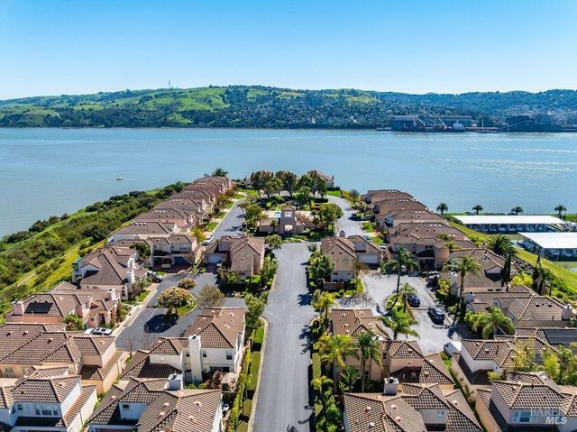 154 Camino Del Sol Ct, Vallejo, CA 94591