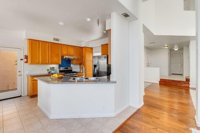 154 Camino Del Sol Ct, Vallejo, CA 94591