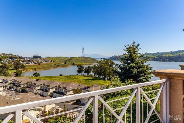 154 Camino Del Sol Ct, Vallejo, CA 94591