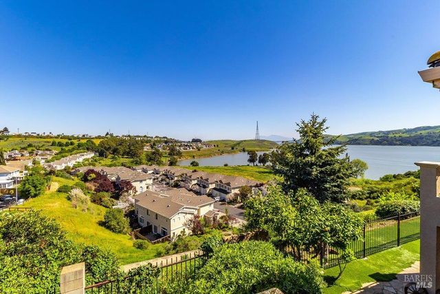 154 Camino Del Sol Ct, Vallejo, CA 94591