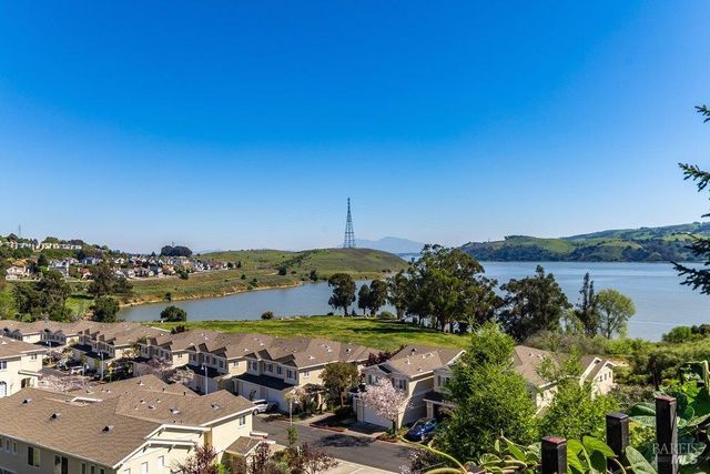 154 Camino Del Sol Ct, Vallejo, CA 94591