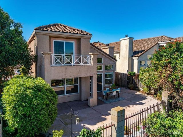 154 Camino Del Sol Ct, Vallejo, CA 94591