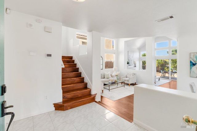 154 Camino Del Sol Ct, Vallejo, CA 94591