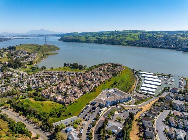 154 Camino Del Sol Ct, Vallejo, CA 94591