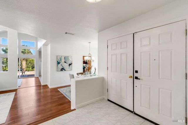 154 Camino Del Sol Ct, Vallejo, CA 94591