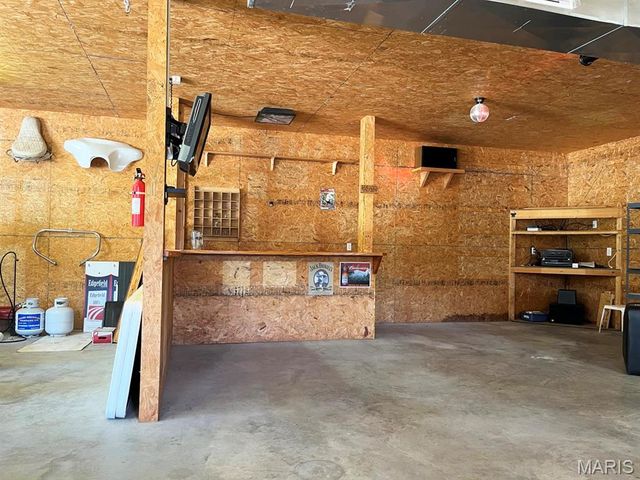 12048 Hidden Meadow Lane, Dexter, MO 63841