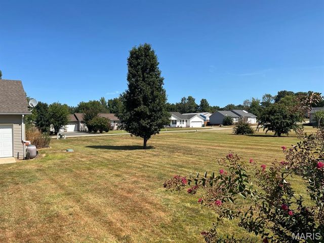 12048 Hidden Meadow Lane, Dexter, MO 63841