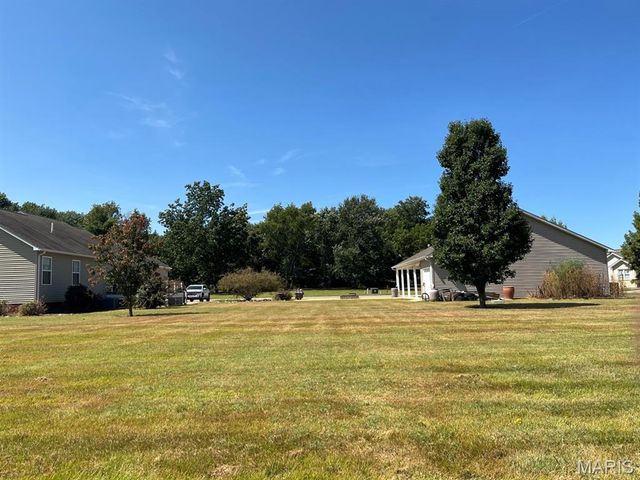 12048 Hidden Meadow Lane, Dexter, MO 63841