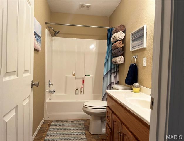 12048 Hidden Meadow Lane, Dexter, MO 63841