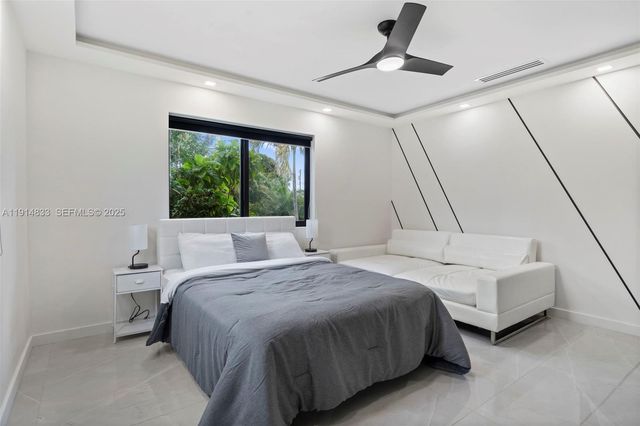 1101 N 14th Avenue, Hollywood, FL 33020