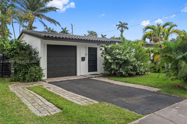 1101 N 14th Avenue, Hollywood, FL 33020