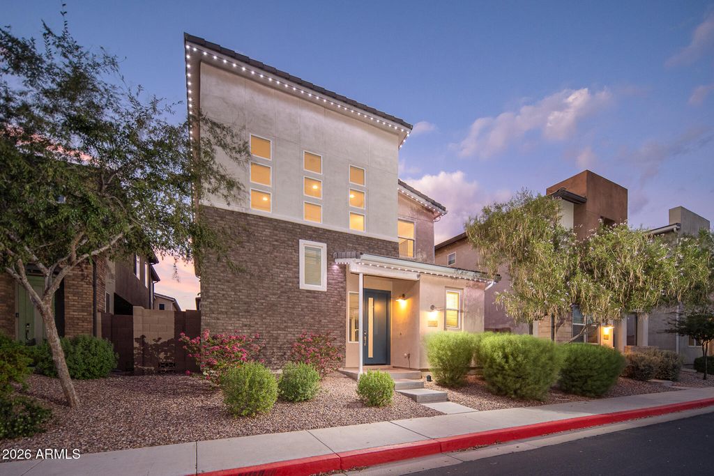 7138 W KENT Drive, Chandler, AZ 85226 — photo 2