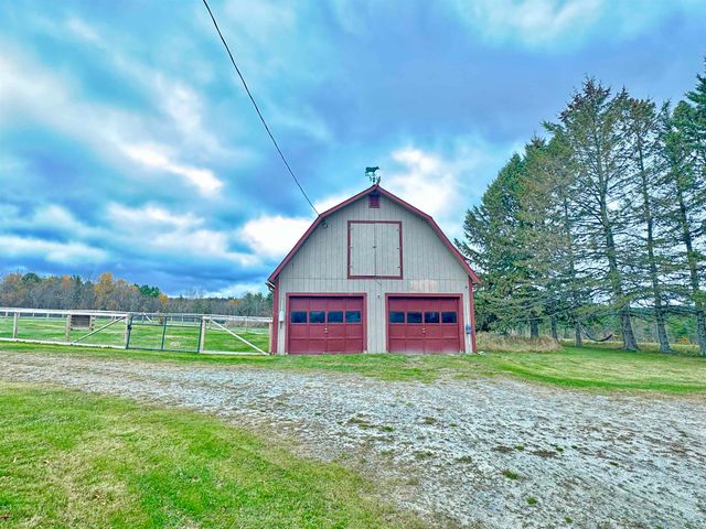 523 Brock Hill Road, Newbury, VT 05051