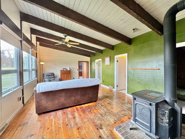 523 Brock Hill Road, Newbury, VT 05051